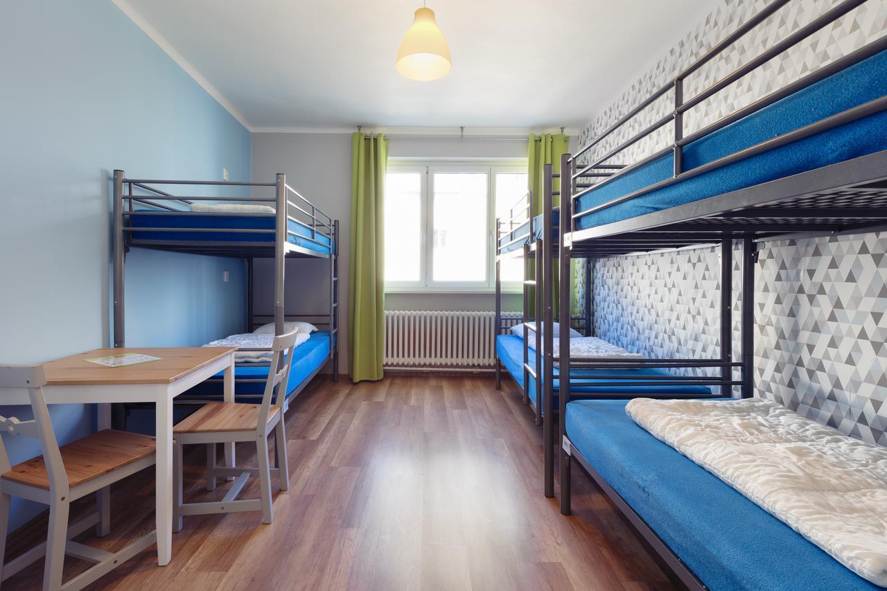 Patio Hostel Bratislava Bagian luar foto