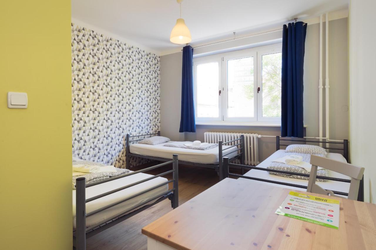 Patio Hostel Bratislava Bagian luar foto