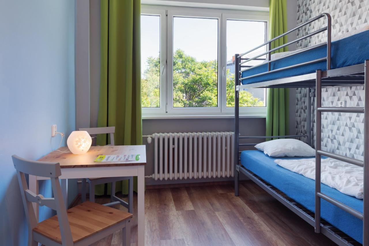 Patio Hostel Bratislava Bagian luar foto