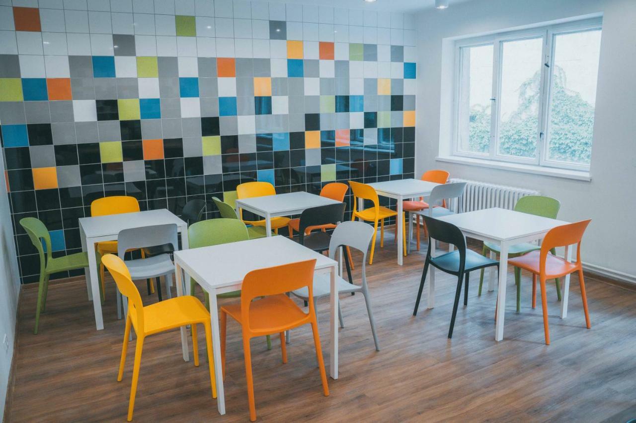 Patio Hostel Bratislava Bagian luar foto